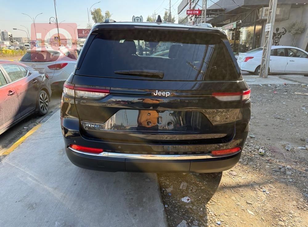 جيب جراند شيروكي